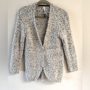 Kensie black and white XS  faux fur soft knit shrug
